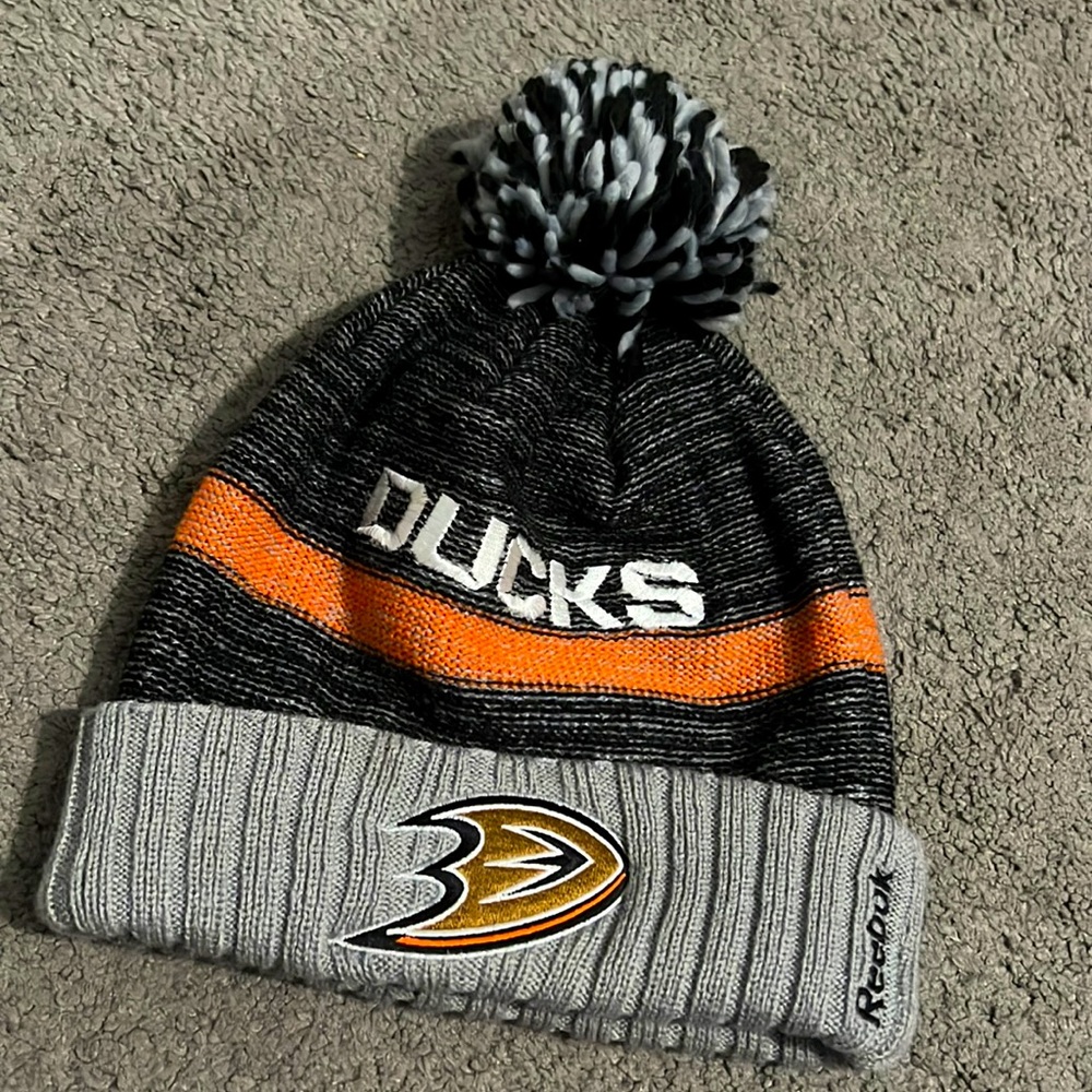 Anaheim Ducks Reebok Beanie Gray and Orange